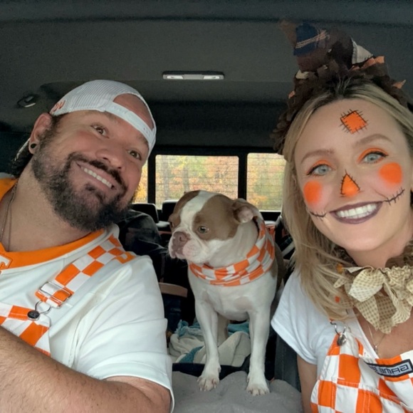 Meet your Posher, Ellaina - Picture 3 of 5